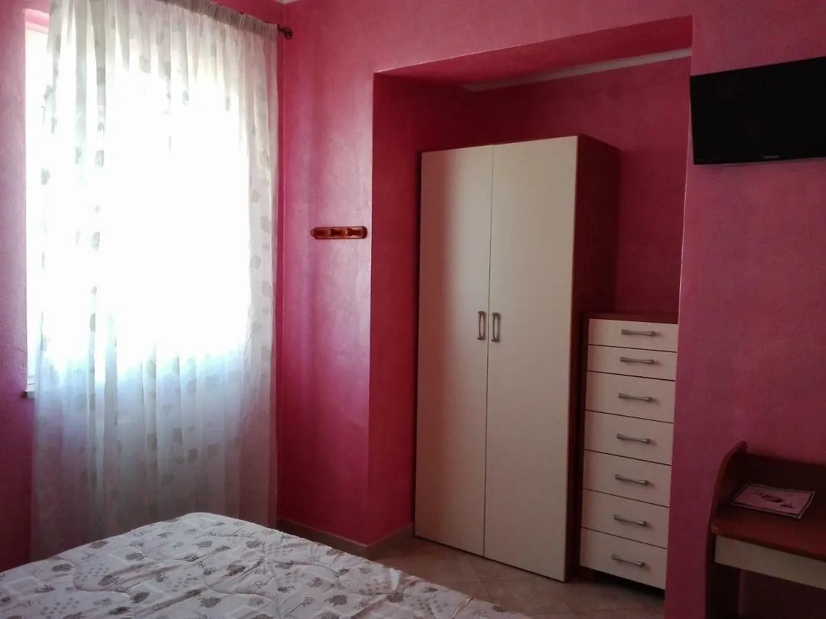 B&B Raggio Di Sole Sirmione 3*,  Italy